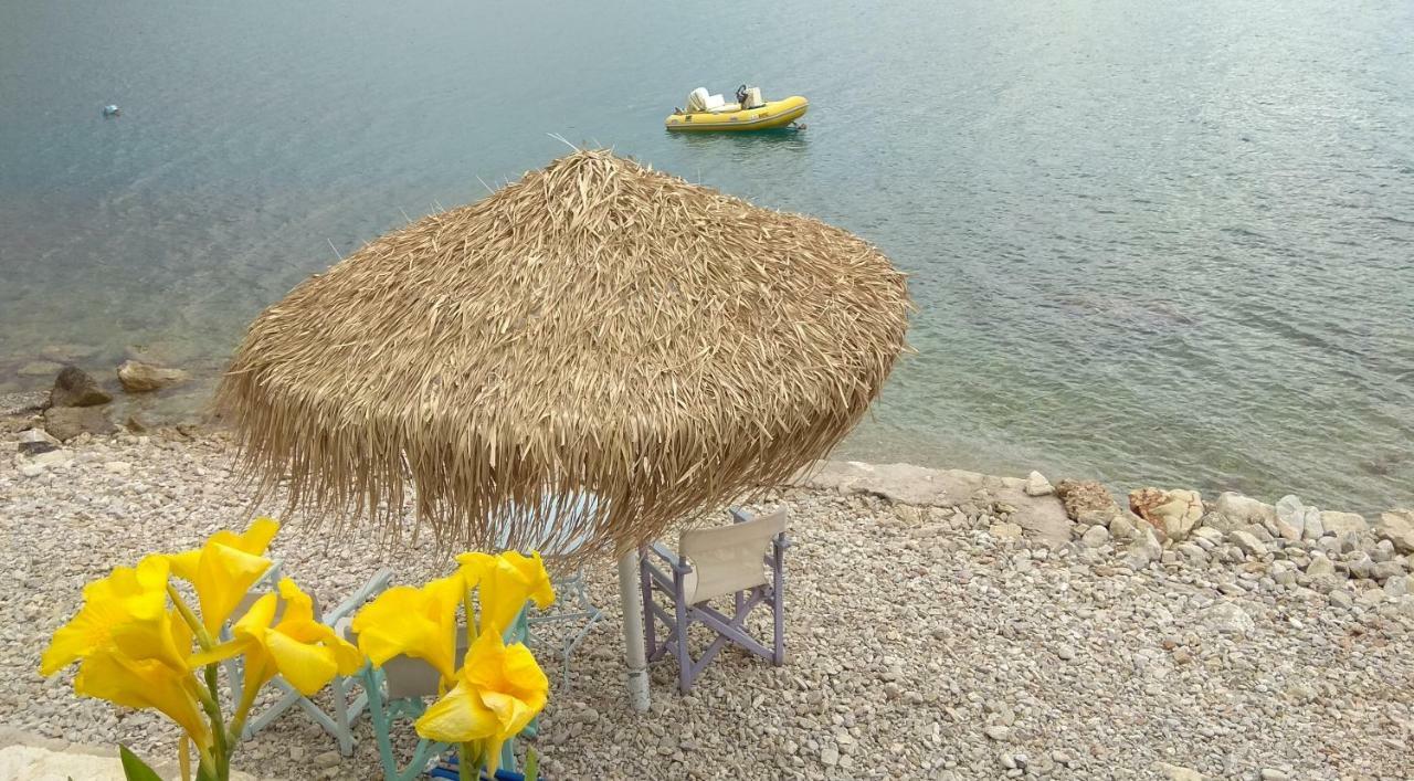 Linamare Eolos Kivérion Esterno foto